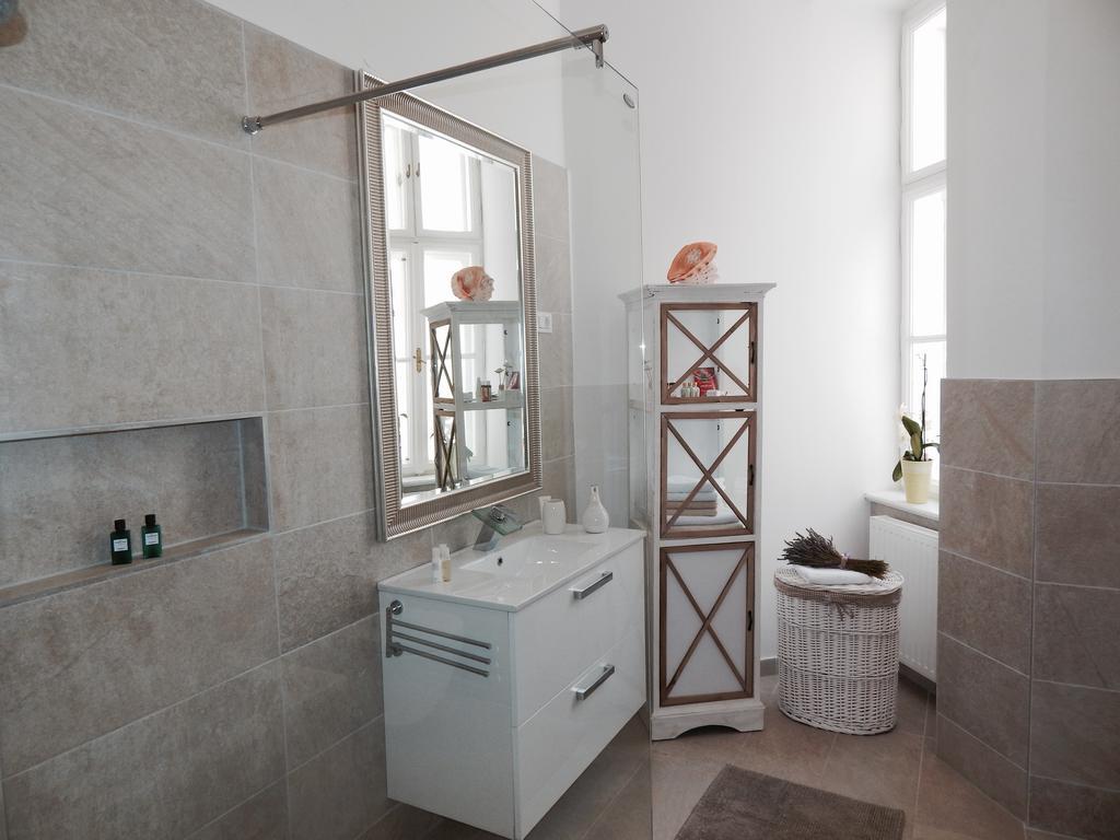 Historic Appartements "Villa Münz" 2 Пула Екстериор снимка